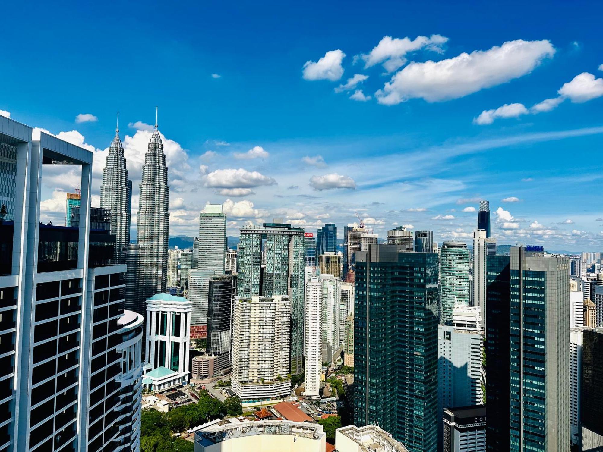 The Platinum By Cozy White Kuala Lumpur